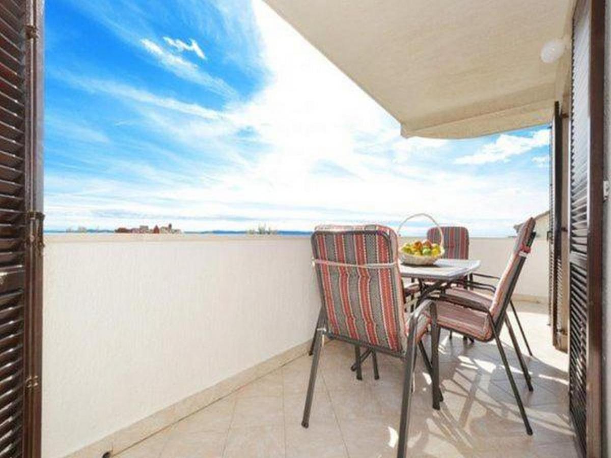 Apartment With Heated Pool And Sea View Trogir Exterior photo